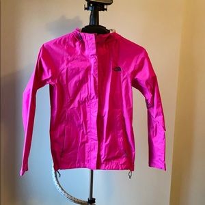 Pink North face jacket! π€π€